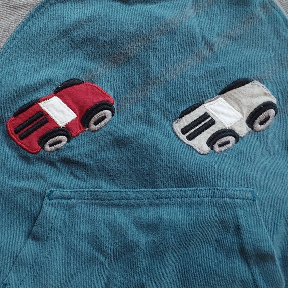 2008 guc/play tractor/car rompers 2T - Picture 3 of 16